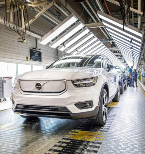 Volvo Cars factory production line